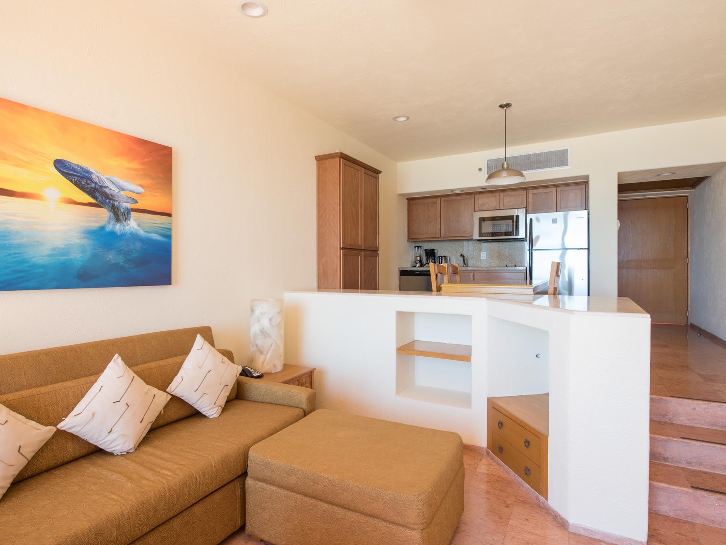 club-suite-con-sala-comdeor-y-cocina